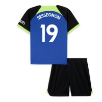 Tottenham Hotspur Ryan Sessegnon #19 Udebanesæt Børn 2022-23 Kortærmet (+ Korte bukser)